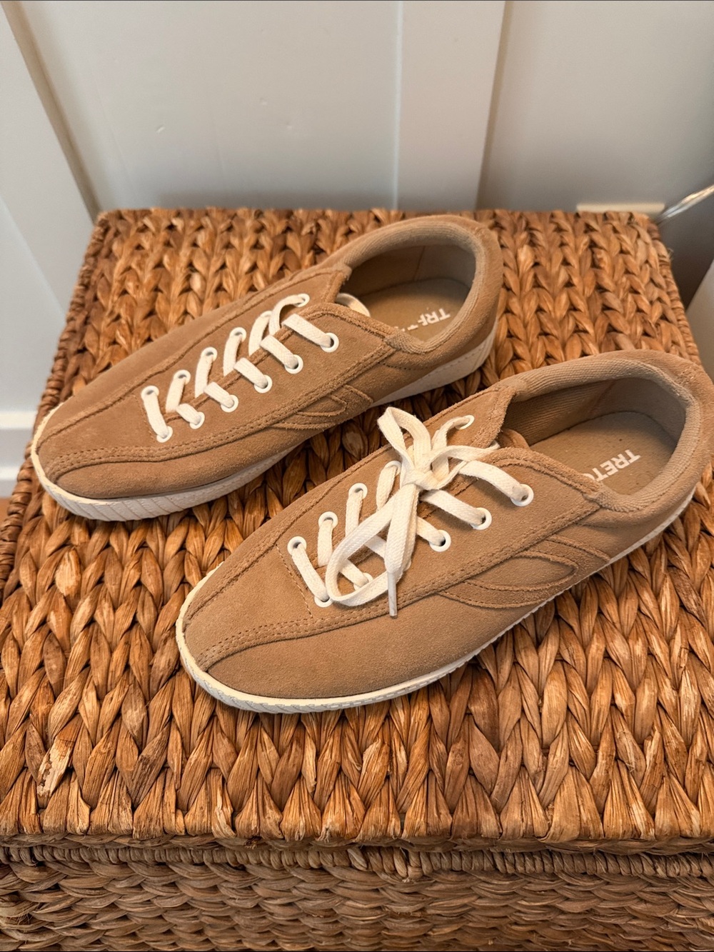 Tretorn Women’s Suede Sneakers in Tan with White Laces